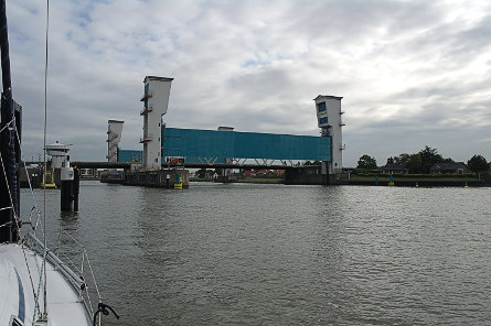 Foto Algerabrug (deel over de sluis)