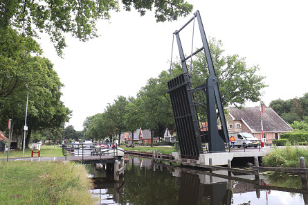Foto Burg. Beinsdorp, brug