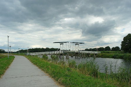 Foto Assen, fiets/voetbrug