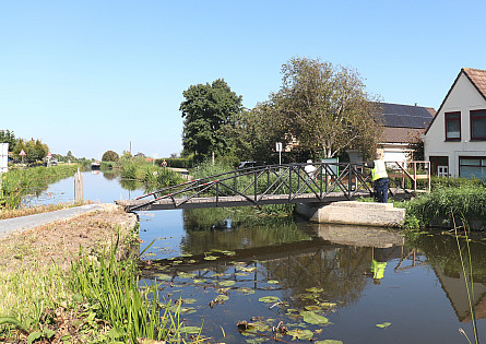 Foto Groeneweg, voetbrug in de Wollefoppenweg