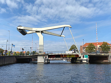 Foto Langebrug, Haarlem