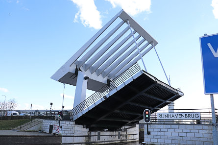 Foto Rijnhavenbrug