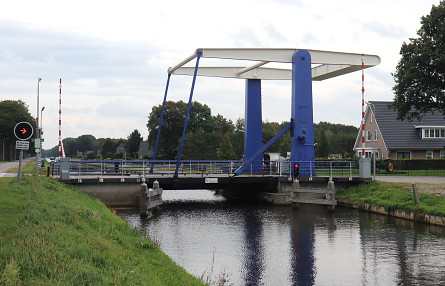 Foto Trambrug, Nieuweroord