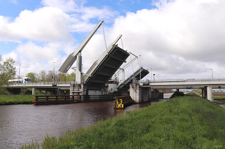 Foto Zuidbroek, dubbele brug in de N33