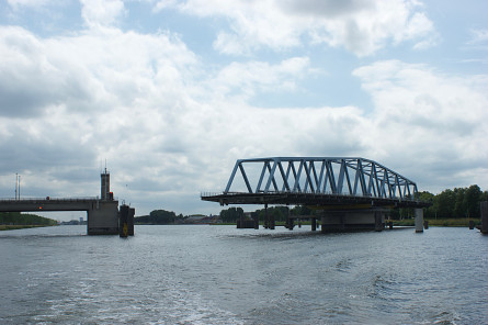 Foto brug Sas van Gent