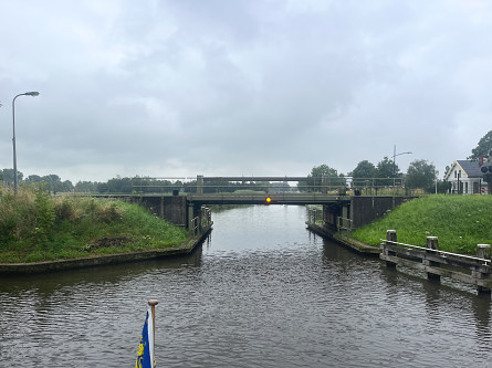 Foto spoorbrug Bedum