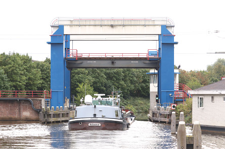 Foto spoorbrug Coevorderstadsgracht
