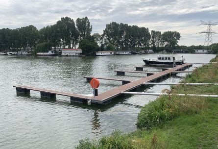 Foto Passantensteiger Schipperskerk