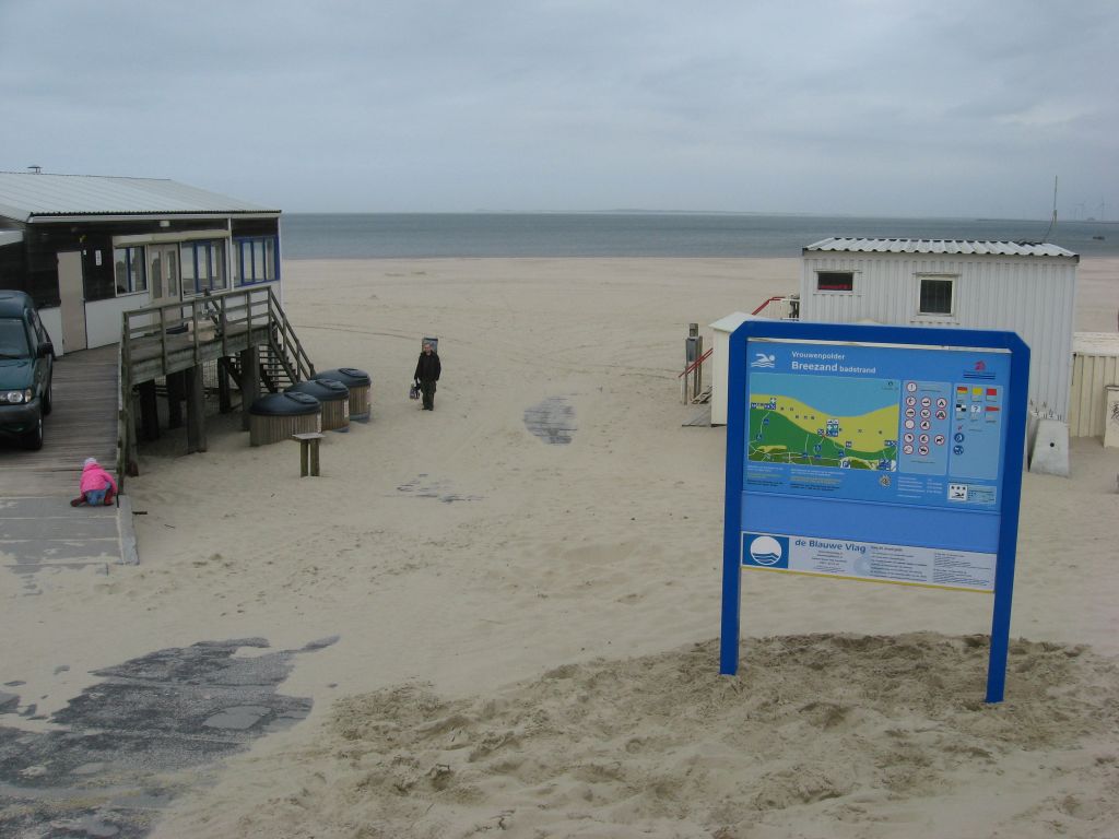 Het informatiebord bij zwemlocatie Breezand, overgang de Zandput