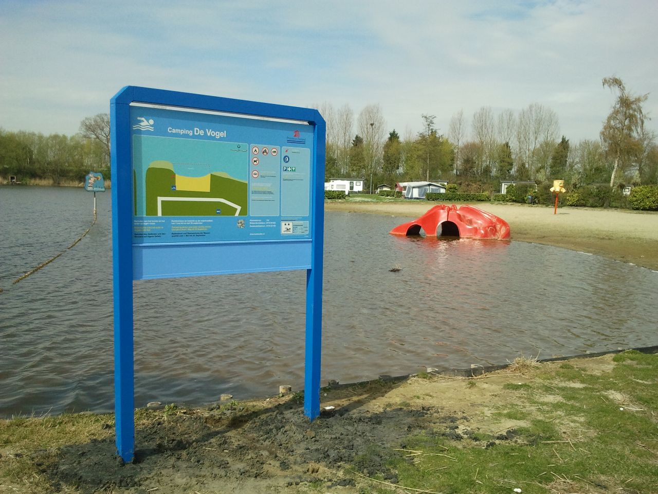 The information board at the swimming location De Vogel