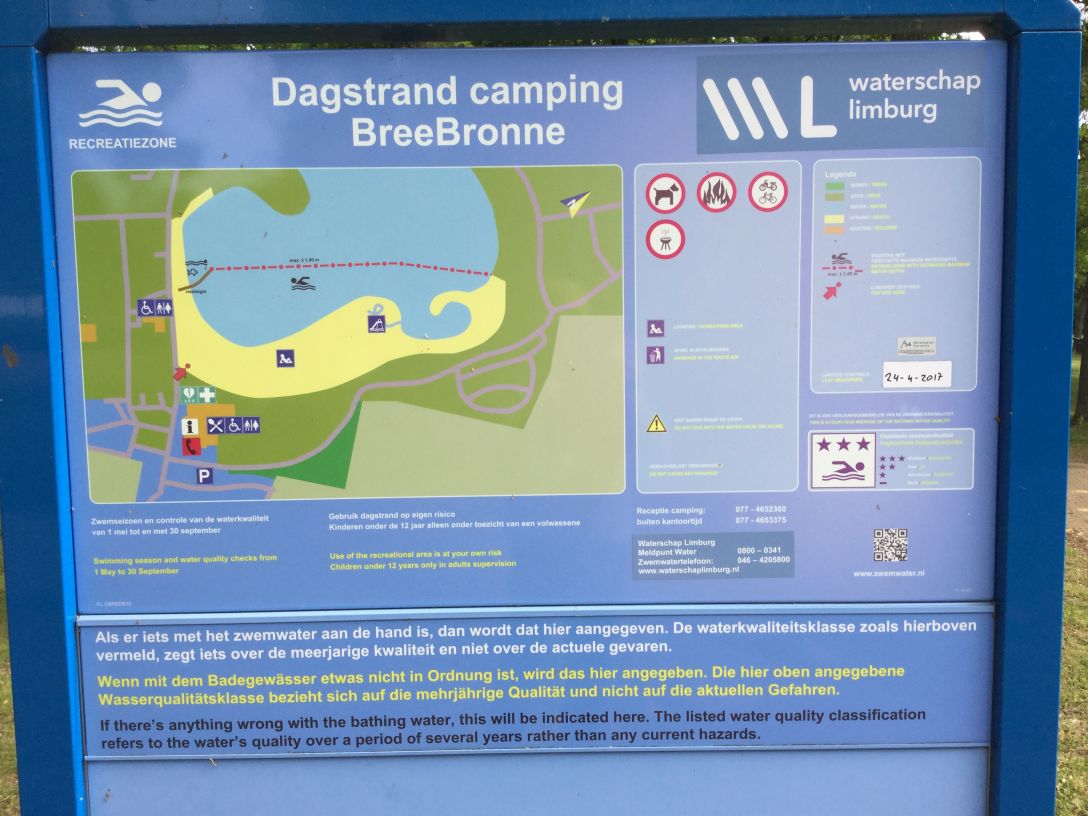 The information board at the swimming location Dagstrand Camping Breebronne