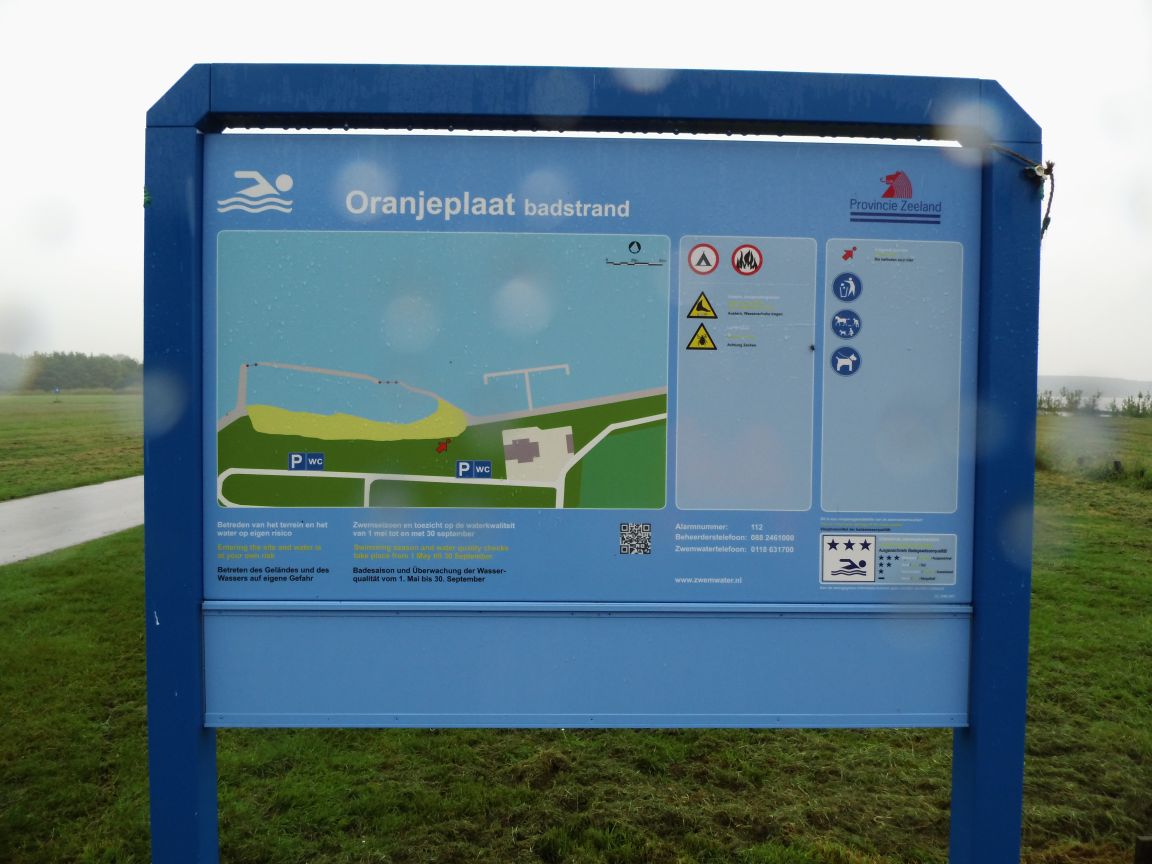 The information board at the swimming location Oranjeplaat Badstrand