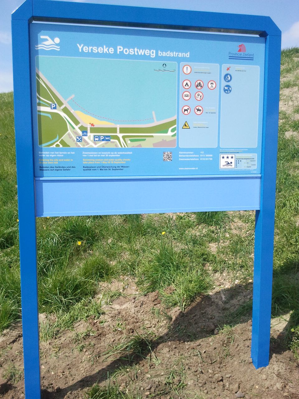 Het informatiebord bij zwemlocatie Yerseke Postweg Badstrand