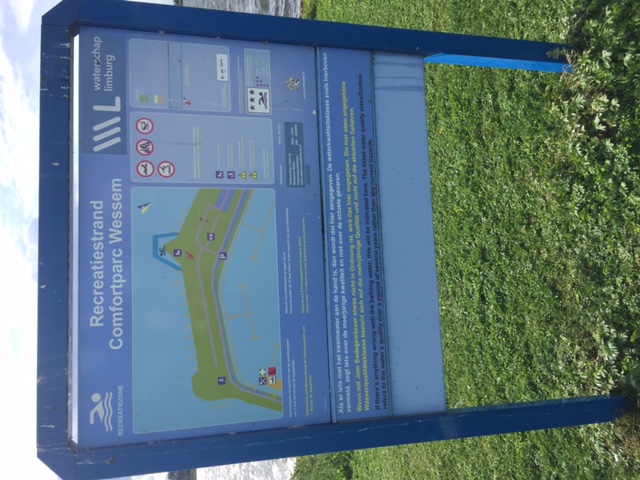 Het informatiebord bij zwemlocatie Recreatiestrand Comfortparc Wessem