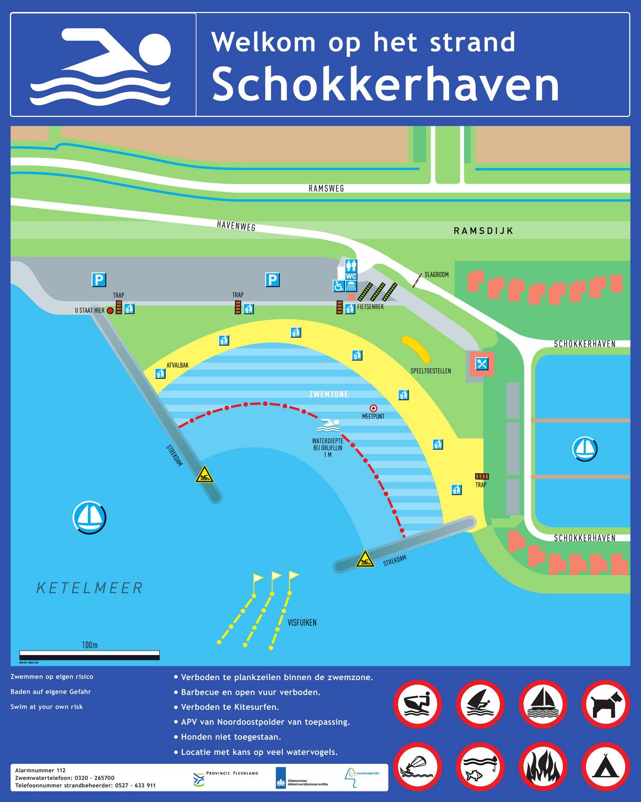 Het informatiebord bij zwemlocatie Strand Schokkerhaven