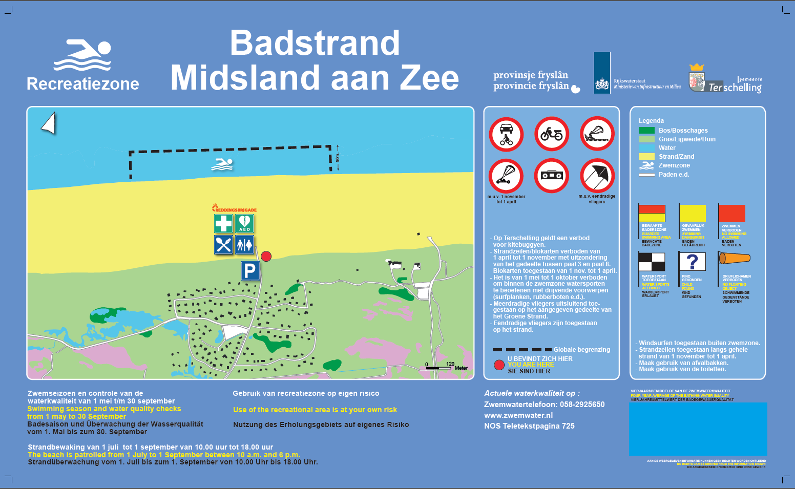 Het informatiebord bij zwemlocatie Badstrand Midsland aan Zee