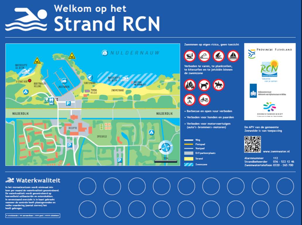 Het informatiebord bij zwemlocatie RCN strand