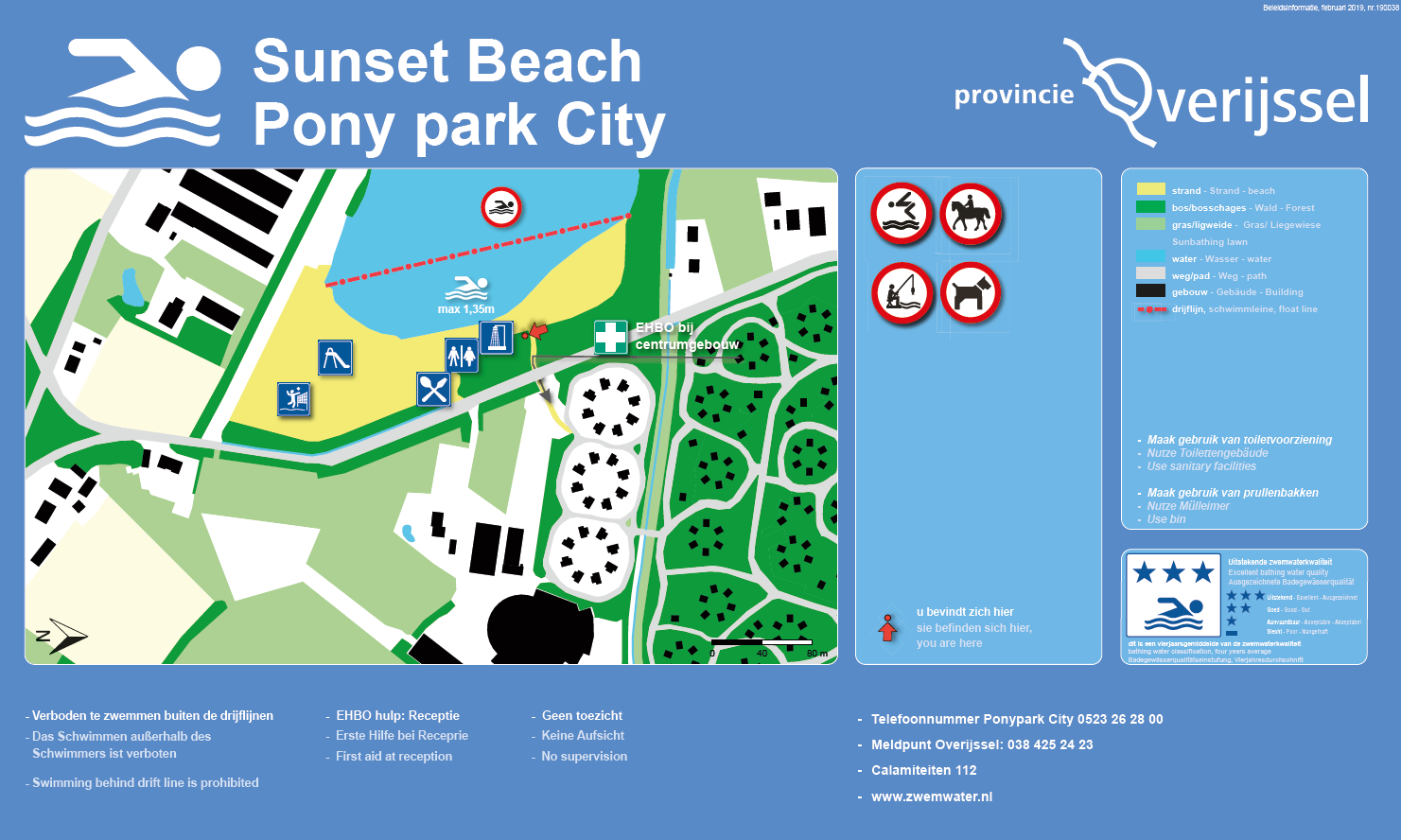 Het informatiebord bij zwemlocatie Sunset Beach PonyparkCity